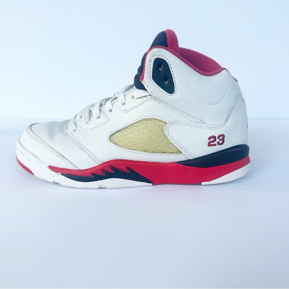 AIR JORDAN 5 RETRO GS WHITE FIRE RED BLACK